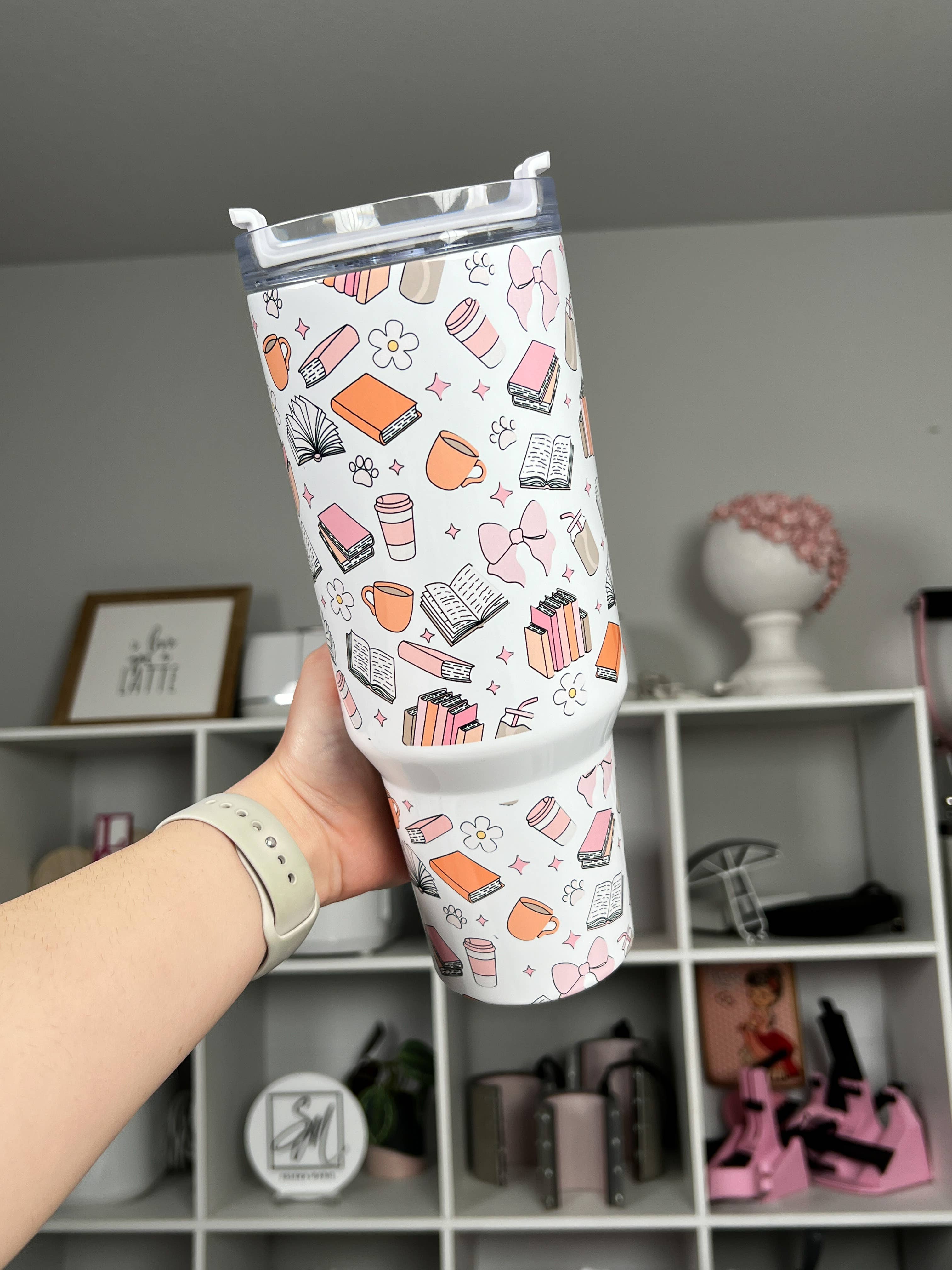 Bookish Vibes 40oz Tumbler Quencher