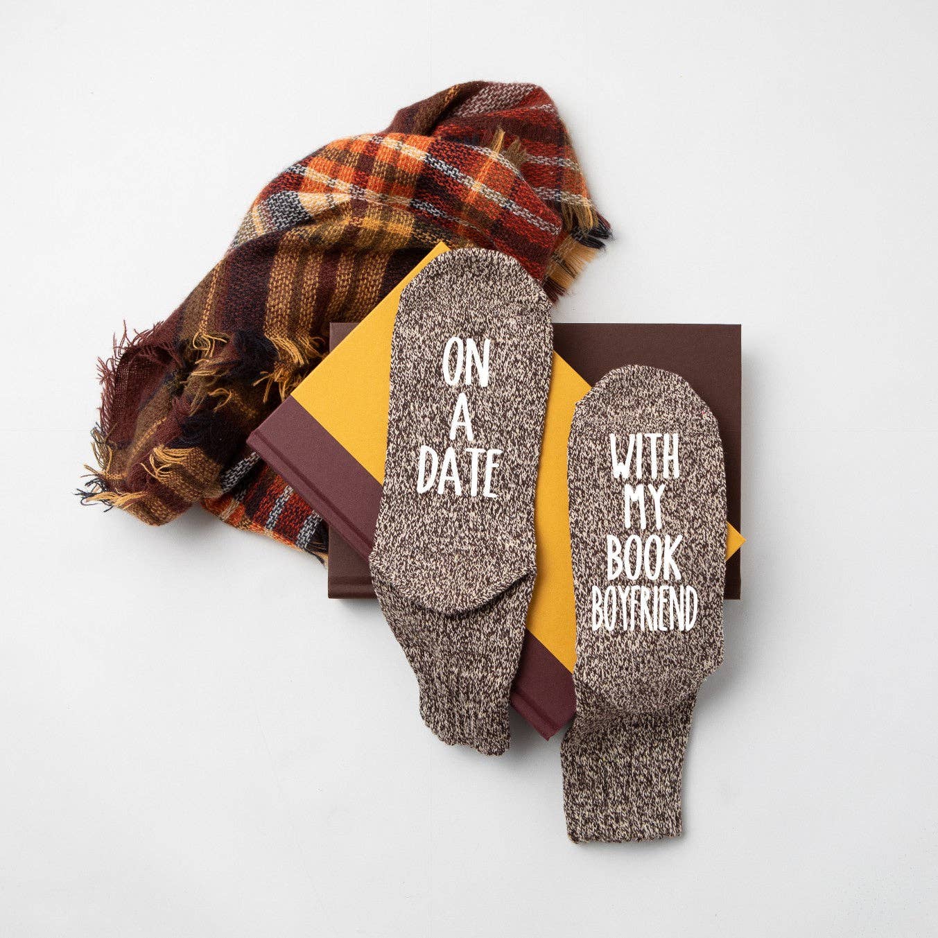 "On A Date With My Book Boyfriend" Women's Reading Socks: Green
