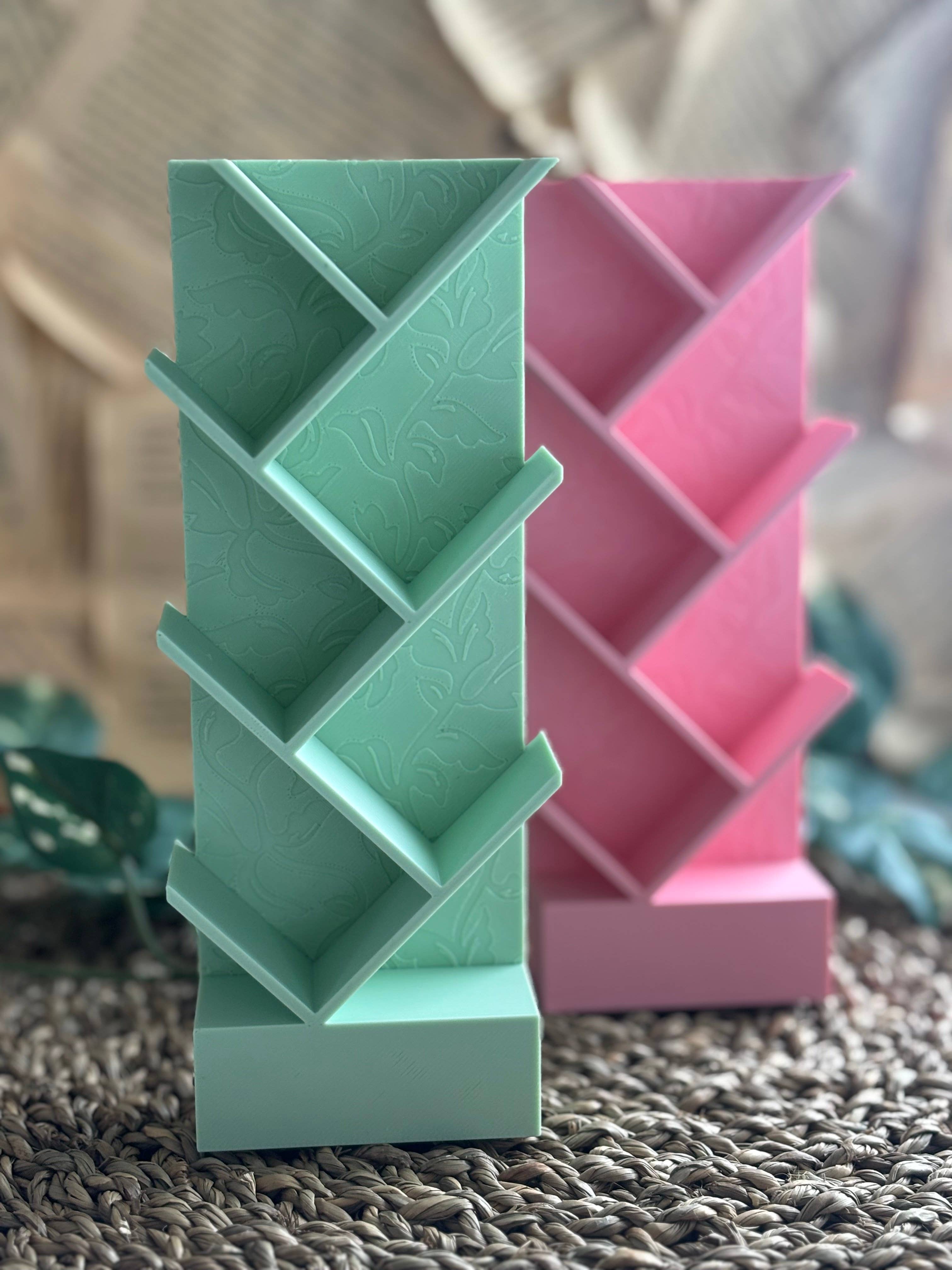 Floral Miniature Bookshelf: Pink